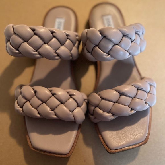 Steve Madden Taupe Spain Slide Braided Sandals Size 8.5 EUC Neutral Modern - Picture 2 of 11